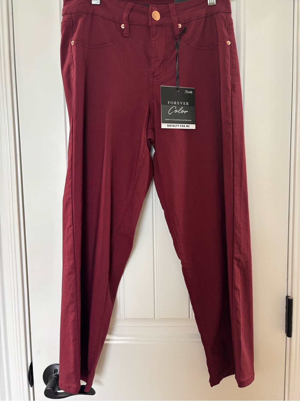 Royalty For Me Women’s Cropped Maroon Pants